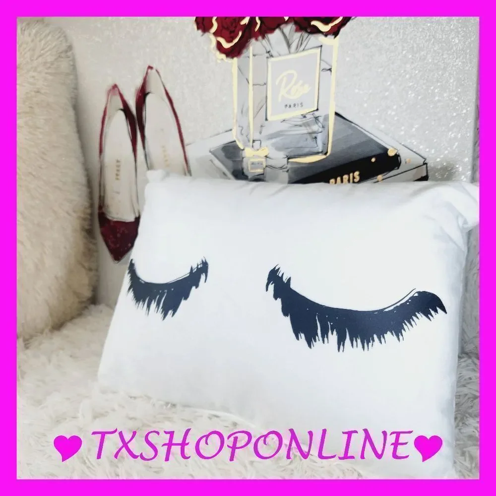 { Dormify } eyelash pillow NWT